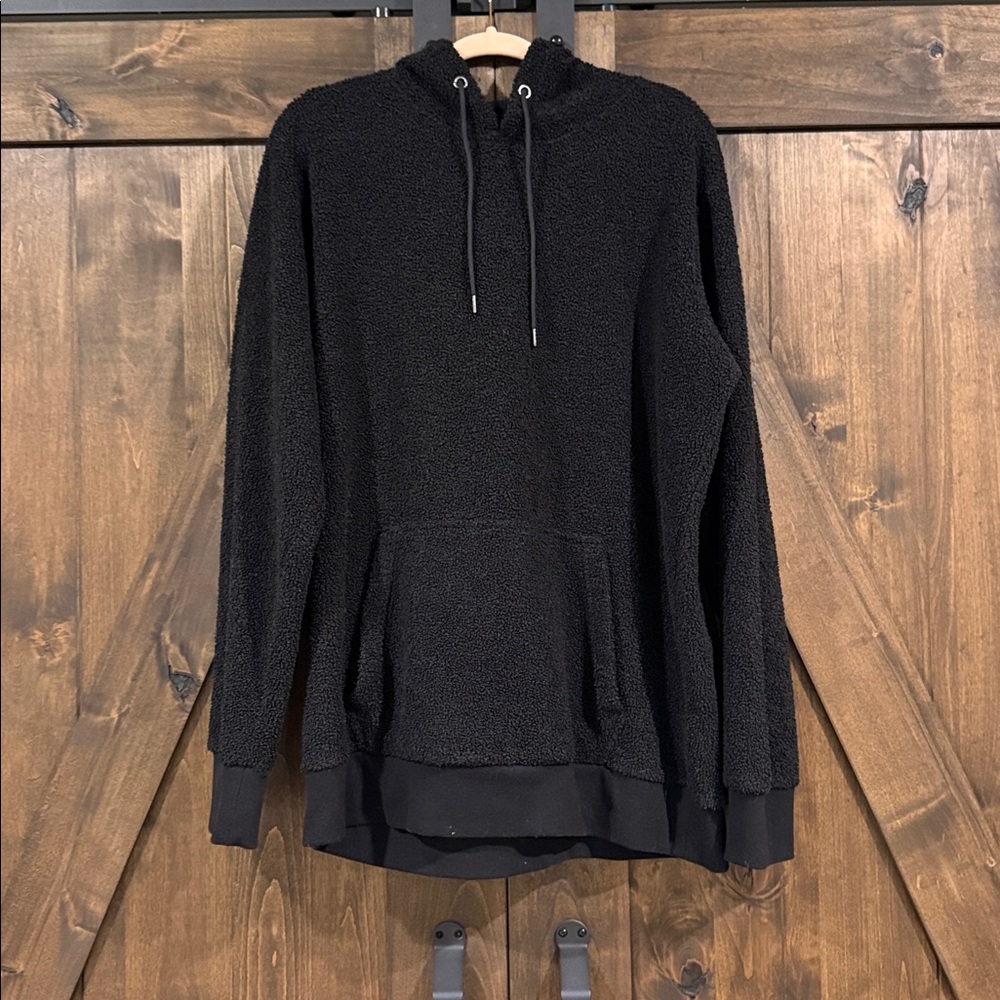No Boundaries Classic Black Hoodie